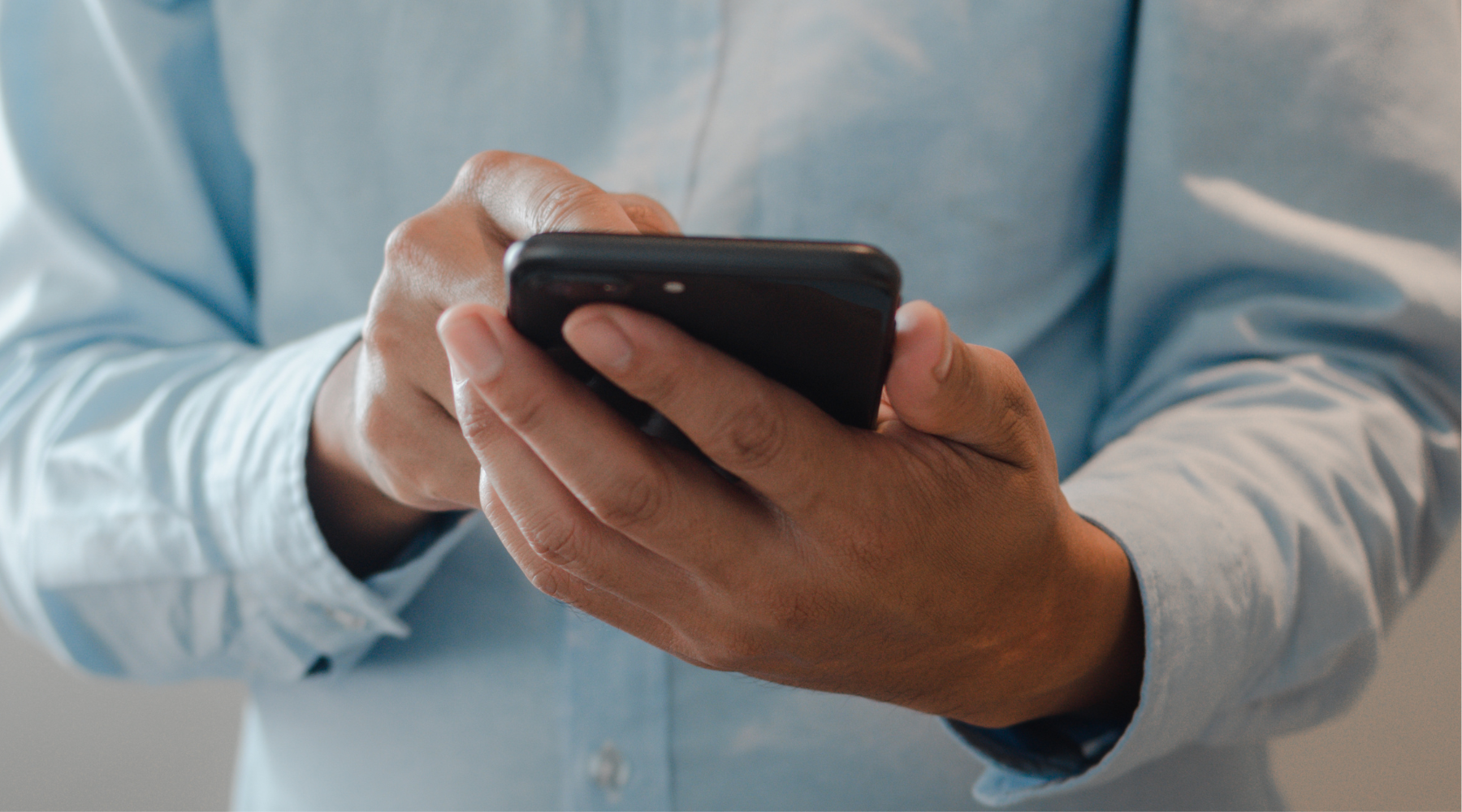 man user acceptance testing on mobile device man user acceptance testing on mobile device